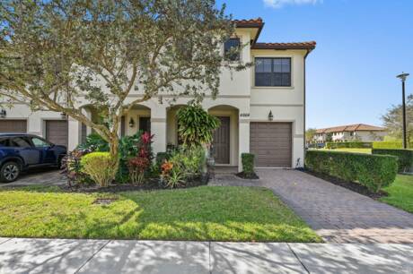 4664 Silver Saw Ln
