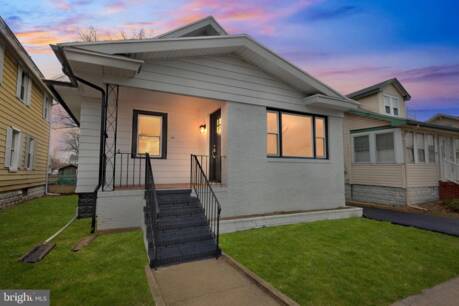 28 Dubois Ave