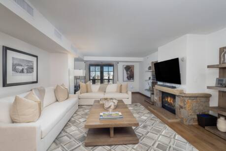 568 Mountain Village Blvd