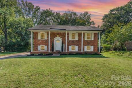 6000 Ferndale Pl