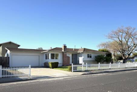 3050 Santa Maria Ave