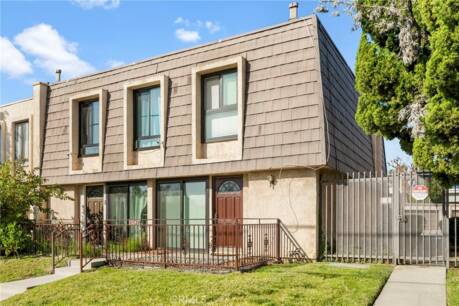 15047 Chatsworth