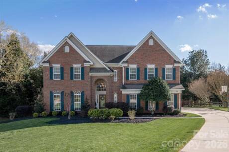 902 Applegate Pkwy