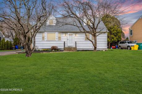 108 Susan Dr