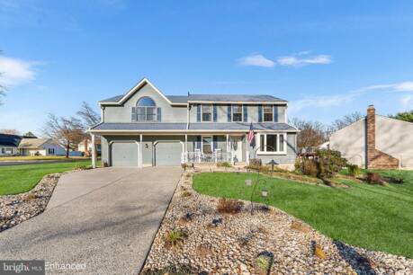 8201 Weymouth Dr