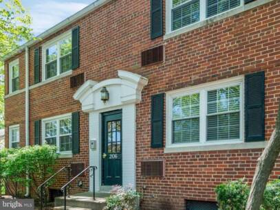 206 N Trenton St 206-2