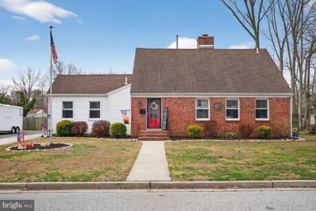 46 Maplewood Ave