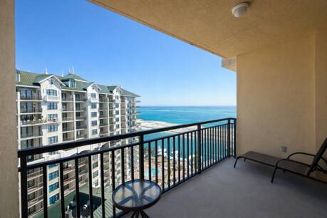 10 Harbor Blvd W1221