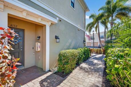 4132 Overture Cir