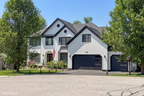3517 Oakleaf Ln
