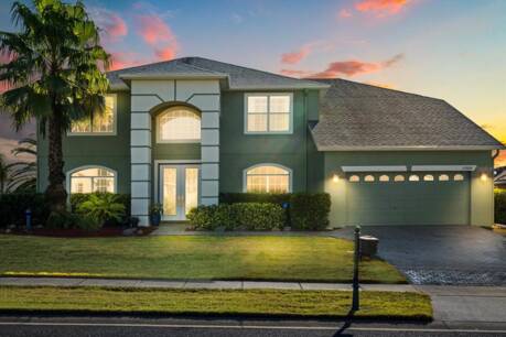 23604 Valderama Ln