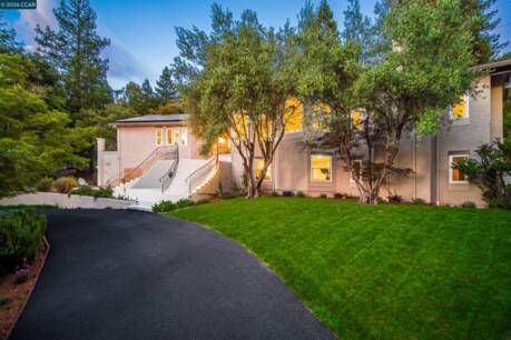 1006 Howard Hills Rd