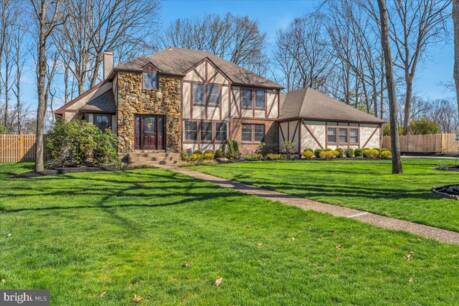 6 Edelweiss Ln