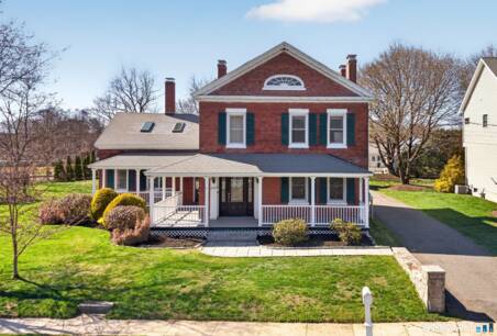 296 Orange Ave