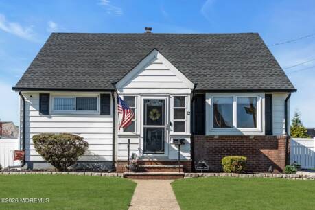12 Overhill Rd