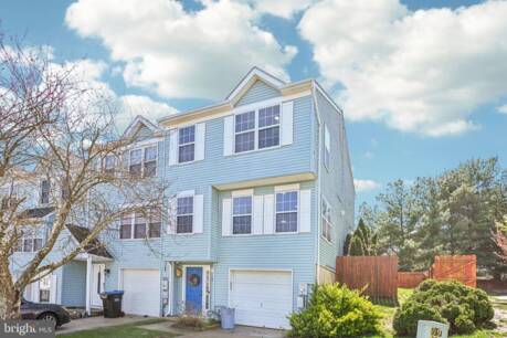 32 Mill Stream Rd