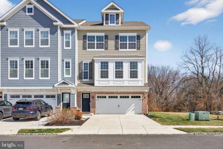 49 Eddy Way