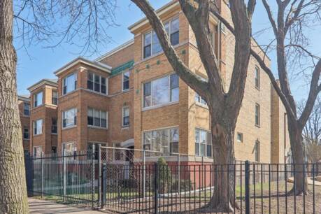 4445 N Magnolia Ave #3