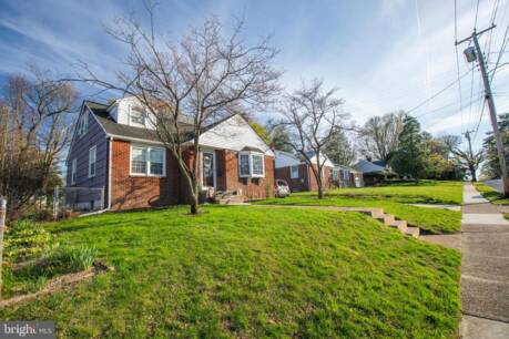 118 Vassar Ave