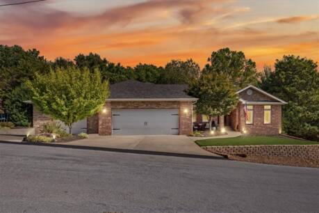 8 Jarrod Dr