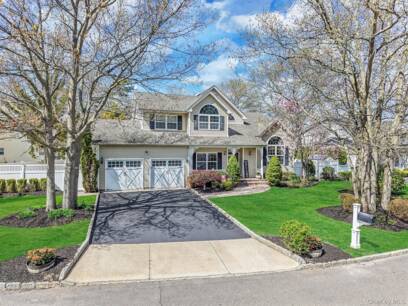 9 Tuthill Creek Dr