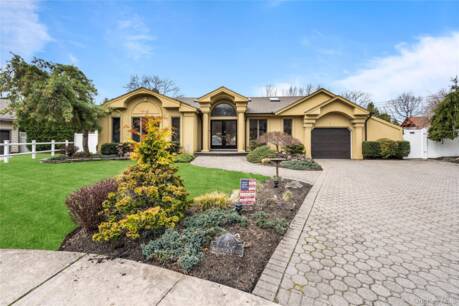 12 Kingswood Cir