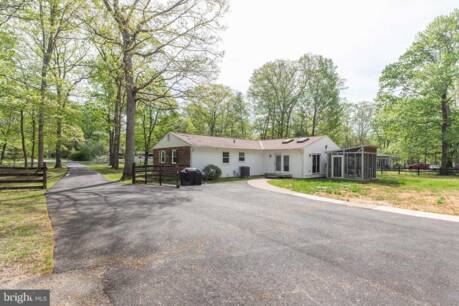 13660 Van Doren Rd