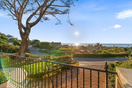 2061 Seaview Ave.