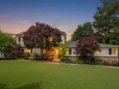 300 Uplands Dr