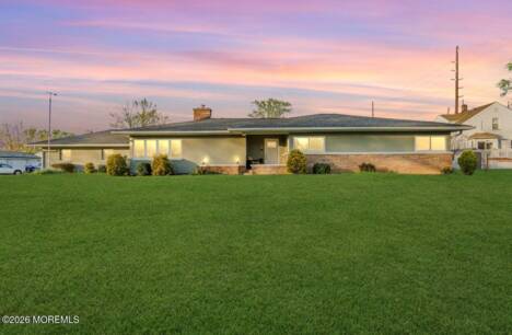 210 Springlawn Ave