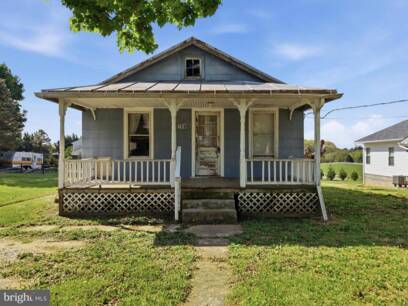 709 Deer Park Rd