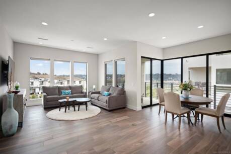 8573 Aspect Drive