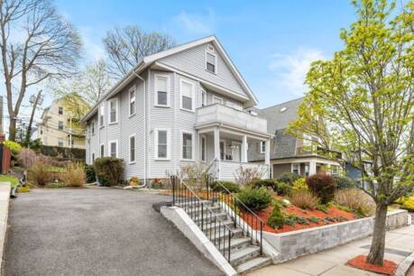 63 Bradwood St