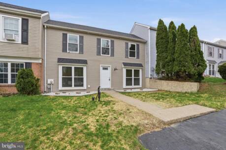 6687 Pickwick Ct