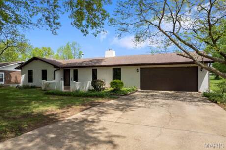 302 Cathy Dr