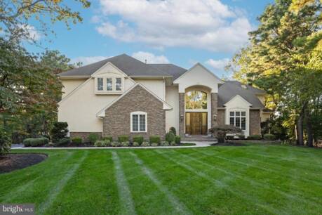 38 Milford Dr