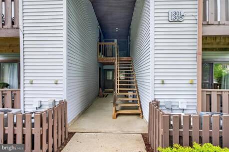 1307 Maresfield Ct