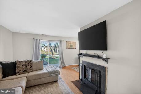 305 Kelly Cove