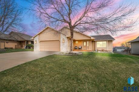 208 N Dewberry Ave Ave