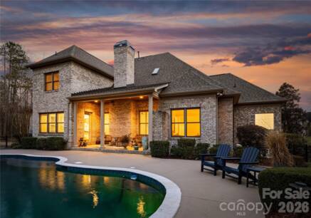 9200 Unbridle Ln