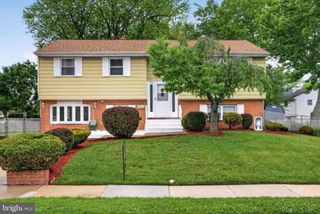 46 Trinity Ave