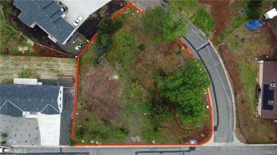 5921 Crestmoor Dr