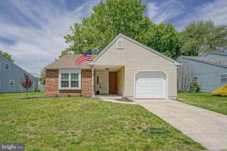 27 Lakebridge Dr