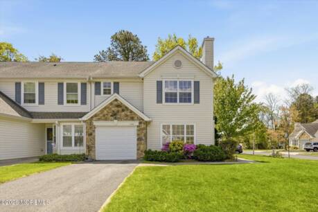 1401 Gardenia Dr