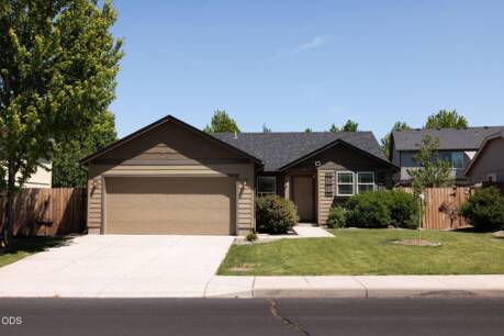 440 SW 31st St