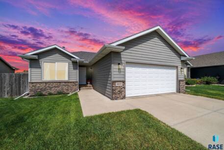 5600 W Oakcrest Dr Dr