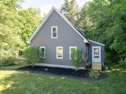 211 Main St