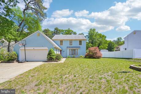 18 Pine Glen Dr