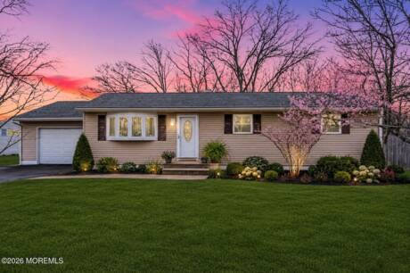 26 Clark Dr