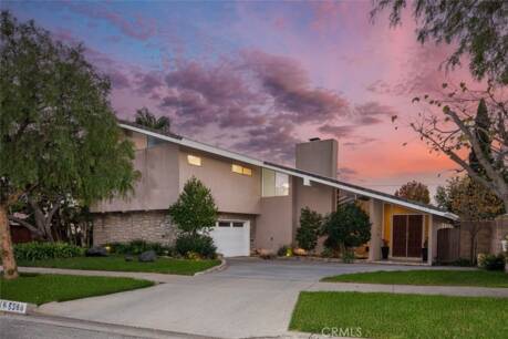 5360 E El Jardin St